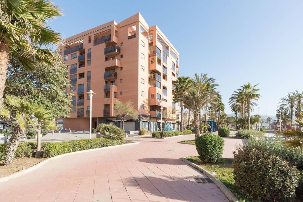 Tgh Malaga We Love The Sea Buitenkant foto